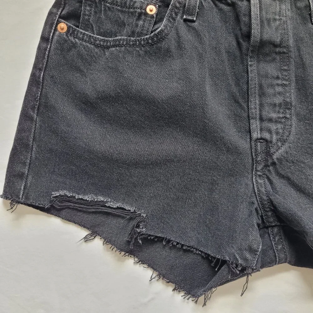 Levi's 501 Original Cutoff Shorts Black High Rise Size 28 Button Fly Festival - Picture 4 of 12